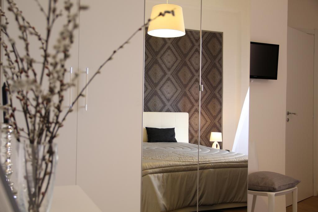 باليرمو B&B La Piazzetta الغرفة الصورة